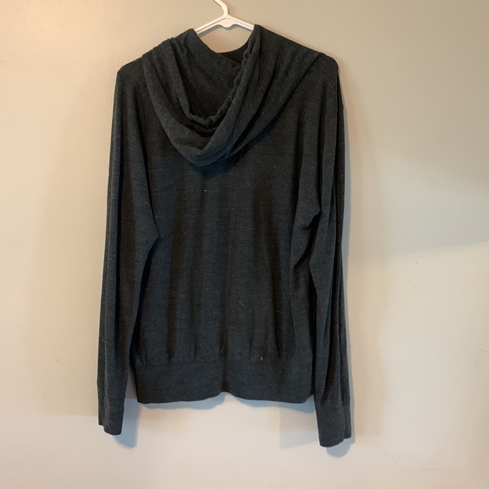 Women’s Nike pullover - Picture 2 of 2